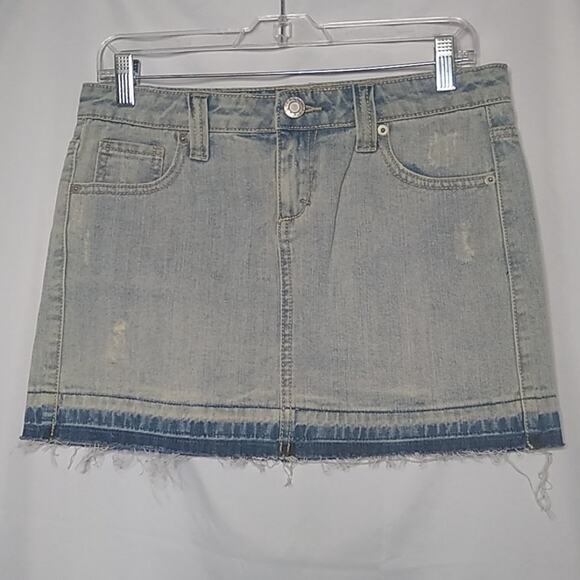 SO Women's Distressed Released Hem Denim Skirt - Picture 1 of 7